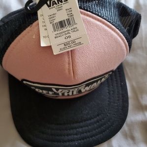 Womans Van's hat